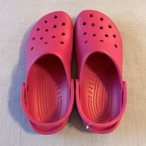 Crocs new dark pink